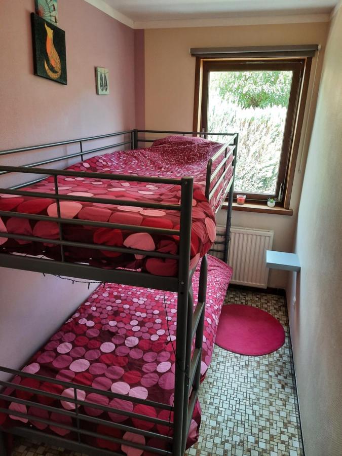 Maison Bucolique A Anhee, Vue Meuse Et Falaises Villa Bagian luar foto